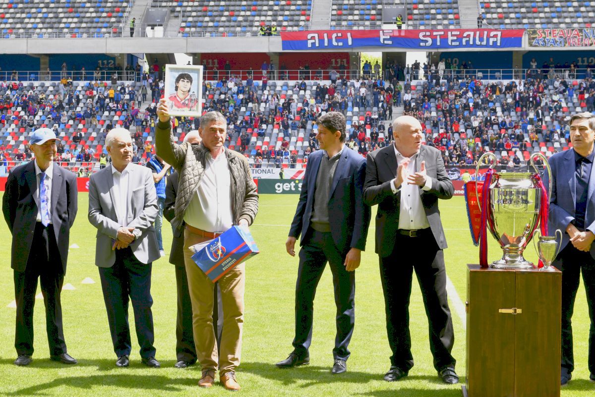Steaua nu-și uită eroii! Momente speciale în Ghencea, la 36 de ani după victoria de la Sevilla