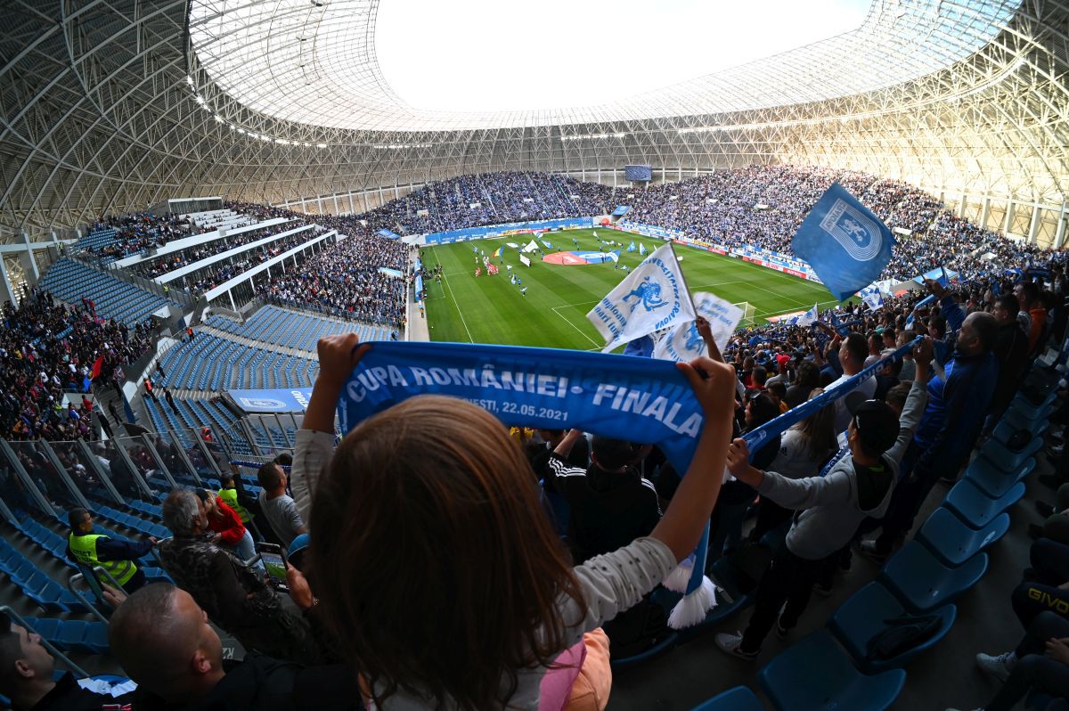 Maracanã oltenească! Atmosferă de mare derby pe „Olbmenco” la Universitatea Craiova - FCSB