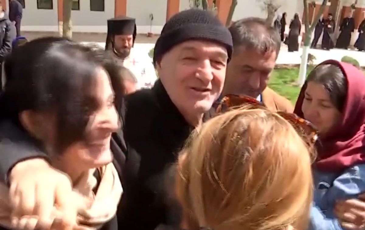 Gigi Becali a ales Biserica » Ce a făcut patronul FCSB înainte de meciul cu Universitatea Craiova