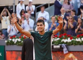 Carlos Alcaraz, noul rege de la Madrid! Spaniolul l-a zdrobit în finală pe Alexander Zverev și a încheiat pe cai mari o săptămână de vis