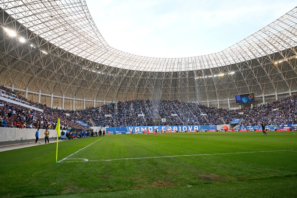 Atmosferă de vis la Universitatea Craiova - FCSB