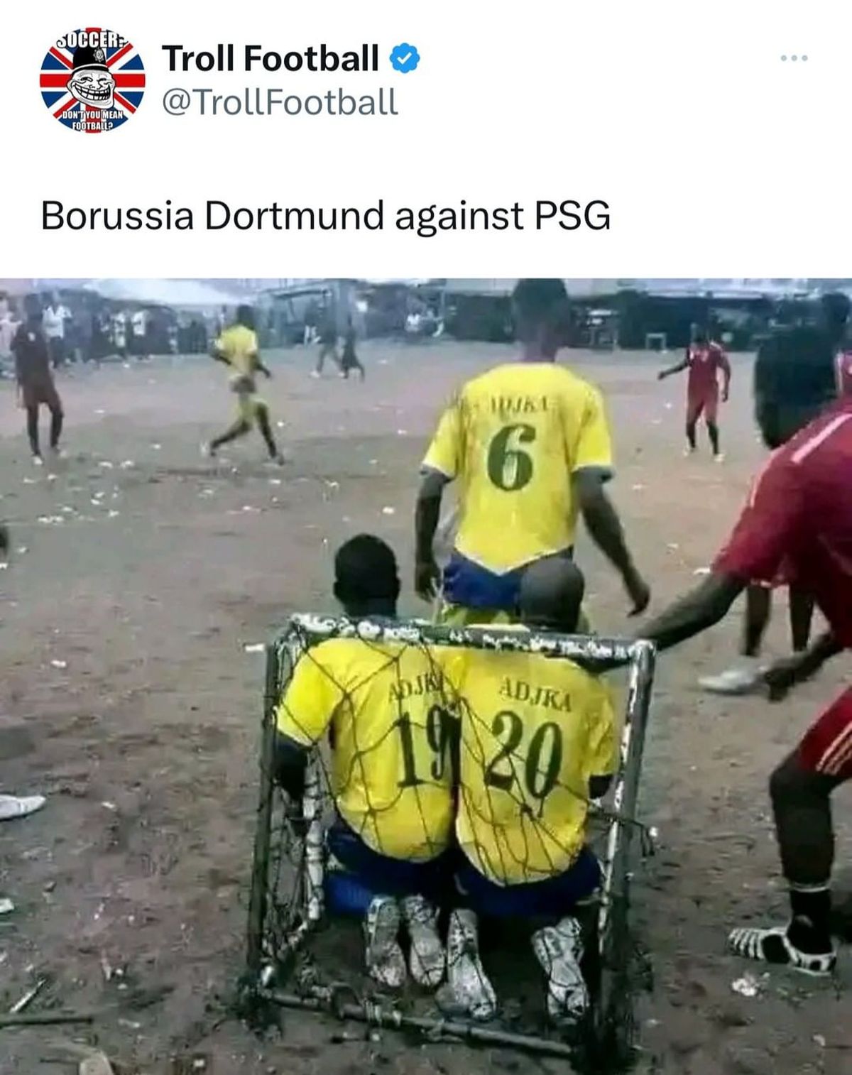 Meme-uri PSG - Borussia Dortmund
