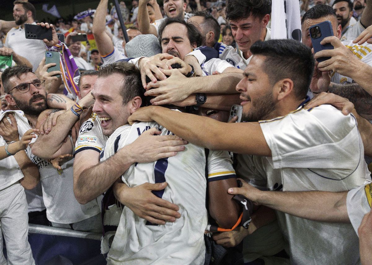 Real Madrid, în finala Champions League » Imagini fabuloase cu sărbătoarea de pe „Santiago Bernabeu”