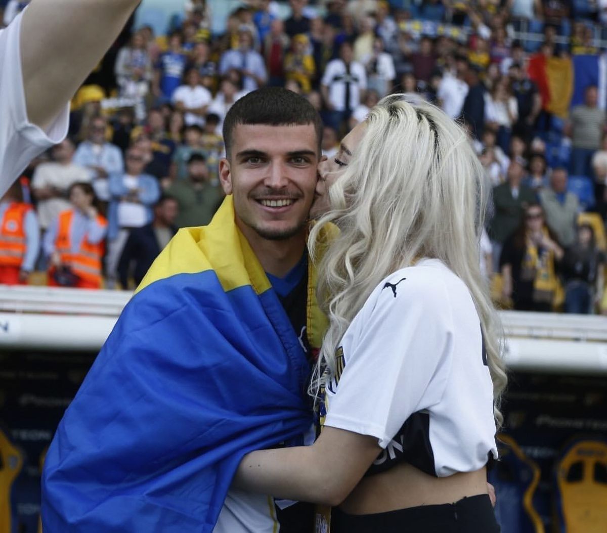 Valentin Mihăilă și-a cerut iubita în căsătorie! » Unde a avut loc evenimentul