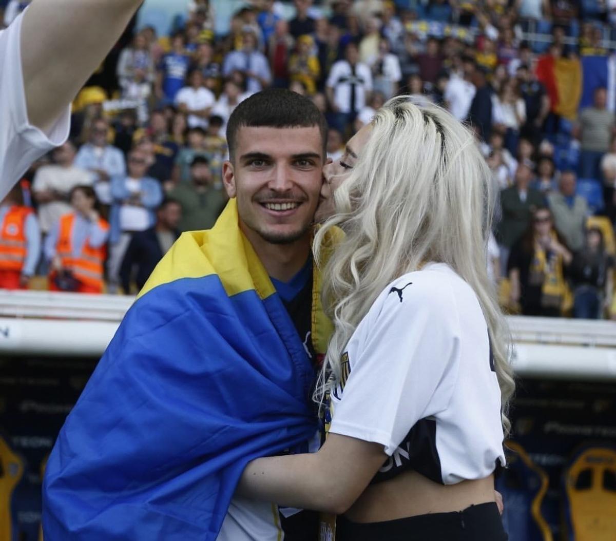Valentin Mihăilă și Ami s-au căsătorit/ Foto: Instagram @bydarii.photo