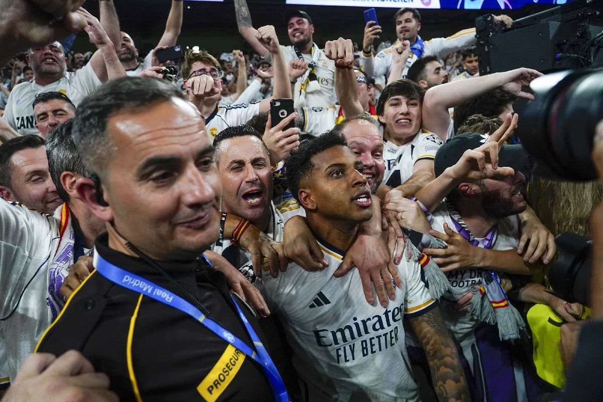 Real Madrid, în finala Champions League » Imagini fabuloase cu sărbătoarea de pe „Santiago Bernabeu”