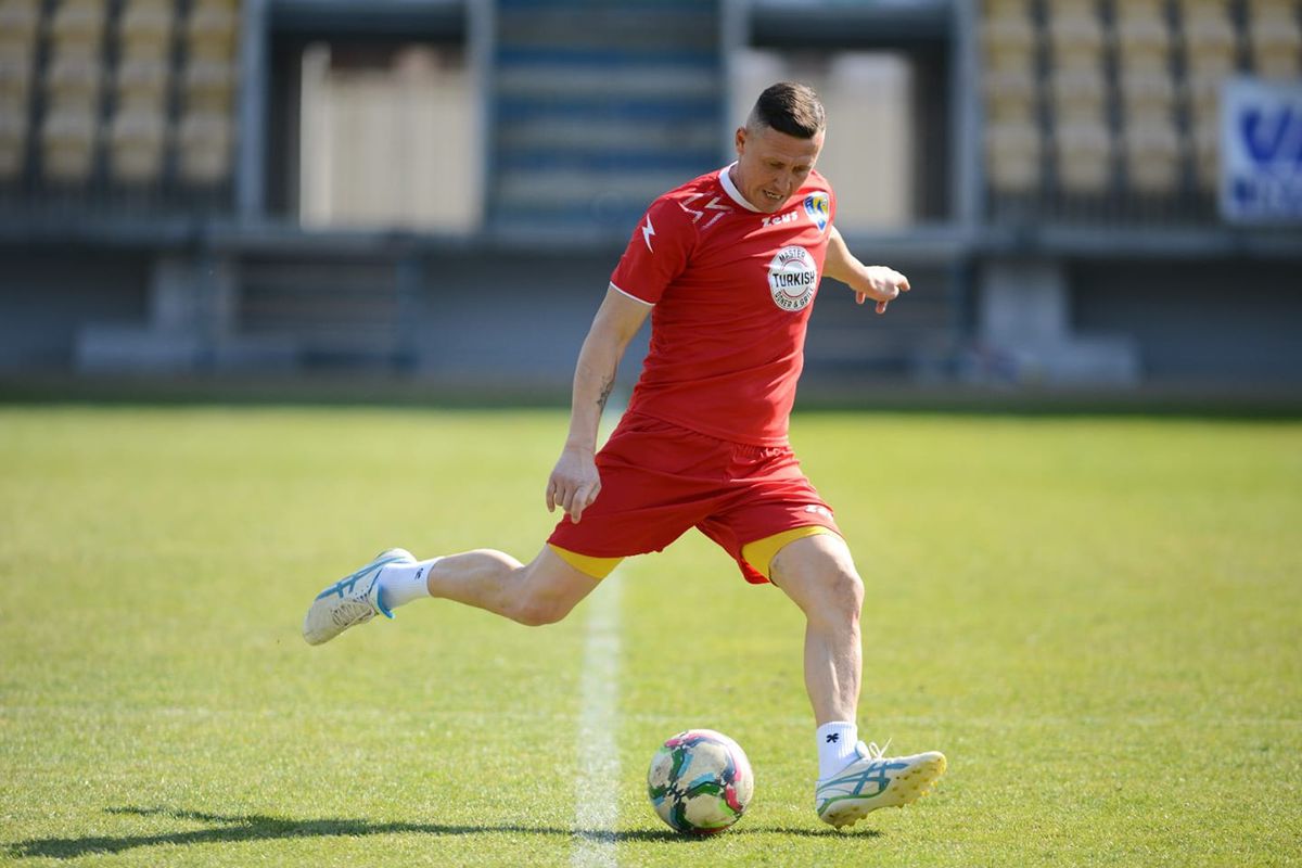 Daniel Chiriță, susținătorul declarat al Rusiei, făcut praf la Euro GSP: „Creier de fotbalist! Tu habar nu ai ce atrocități au făcut. Rușinos, mizerabil!”