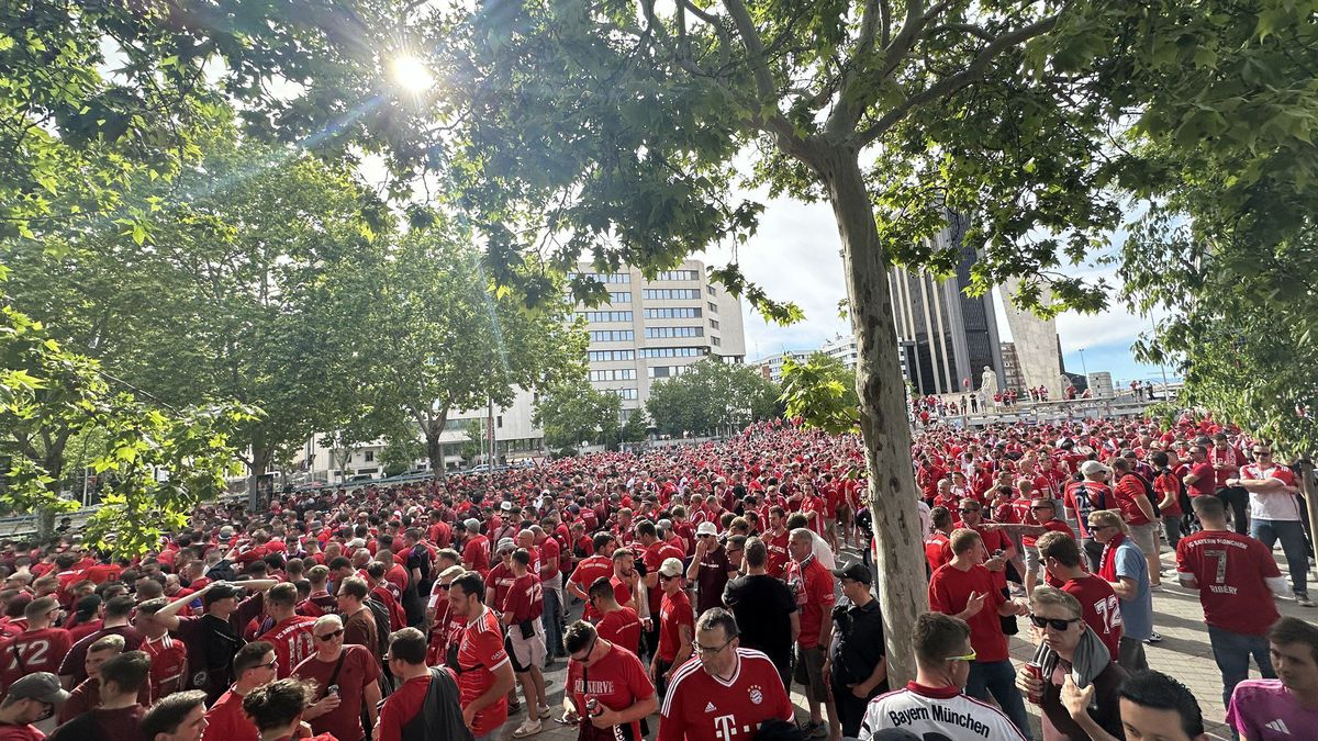 „Invazie” la Madrid » Mii de fani ai lui Bayern s-au dat în spectacol pe străzi