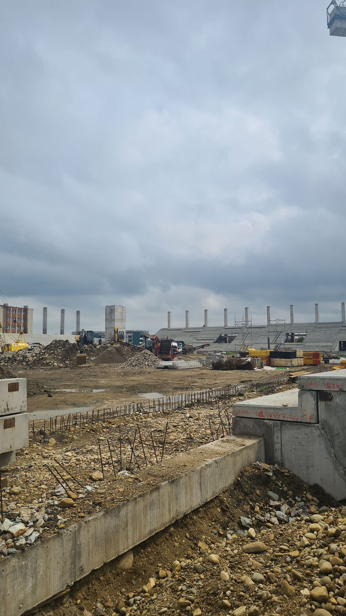 Stadionul din vestul României, care costă 23.000.000 de euro, prinde contur » Lucrările vor fi finalizate în 2026