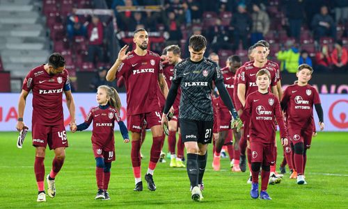 Dan Petrescu a decis! Primul jucător care pleacă în vară de la CFR Cluj