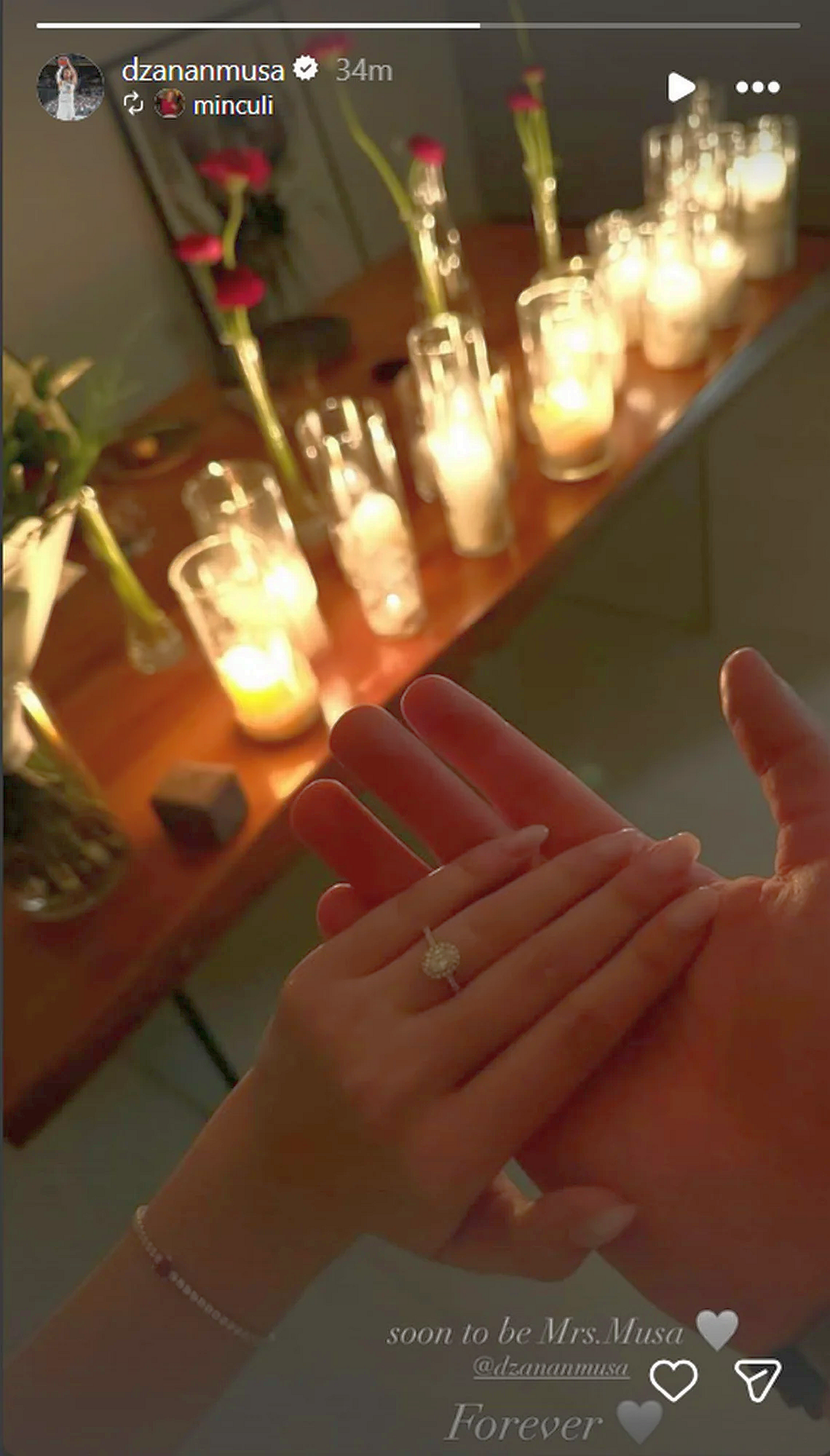 Cea mai frumoasă jurnalistă din Bosnia, cerută în căsătorie de starul lui Real Madrid » S-a lăudat cu inelul scump