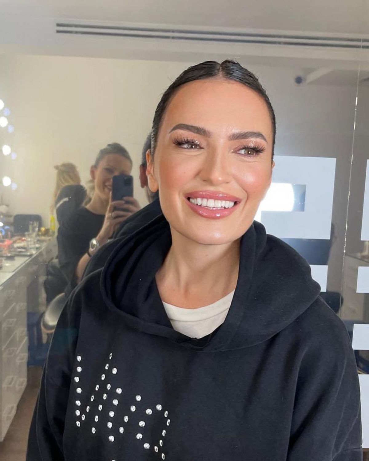 Fosta iubită a lui Cristi Chivu a dezvăluit cum îi cheltuia banii la Roma: „Nu înțeleg ce e așa ciudat. Când ești într-o relație, cheltui banii iubitului, soțului. Mă plictiseam”