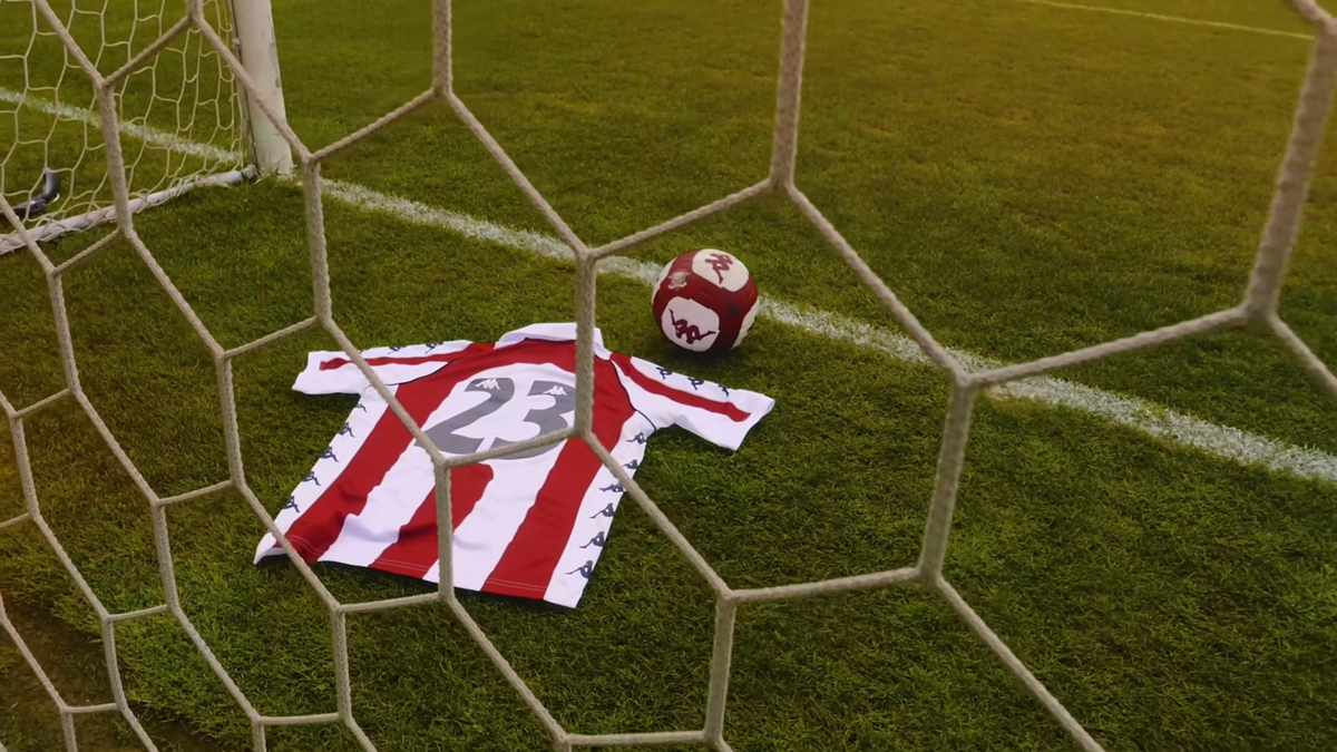 Rapid a lansat un tricou în ediție limitată » Fanii s-au enervat când au văzut cât cere Șucu: „Suntem suporteri de Dorobanți?”