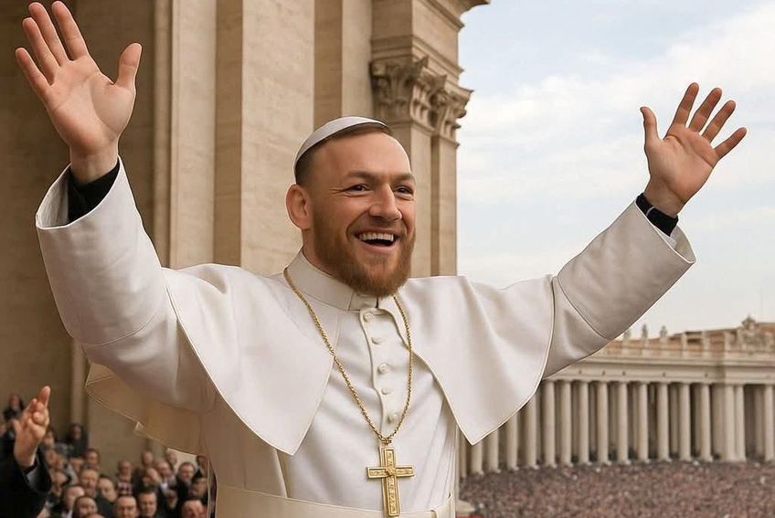 FOTO „Surpriză-surpriză, nenorociților!” » Imaginea devenită virală cu câteva minute înainte ca noul papă să iasă la balconul de la Vatican: „Nu respecți religia creștină”