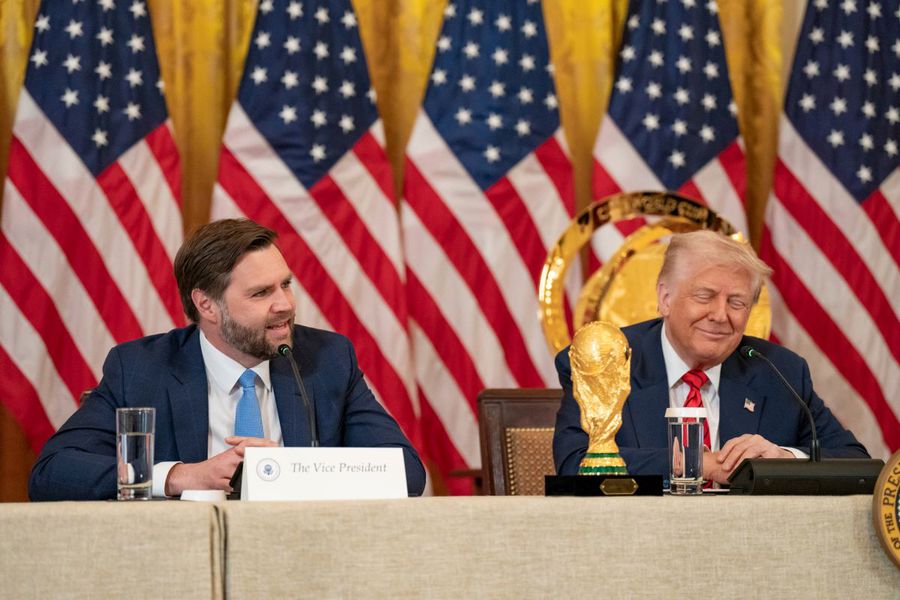 JD Vance, Cupa Mondială și președintele SUA, Donald Trump / Foto: Imago E născută în California, a scris istorie pentru China și i-a răspuns lui JD Vance: „Pentru că eu câștig”