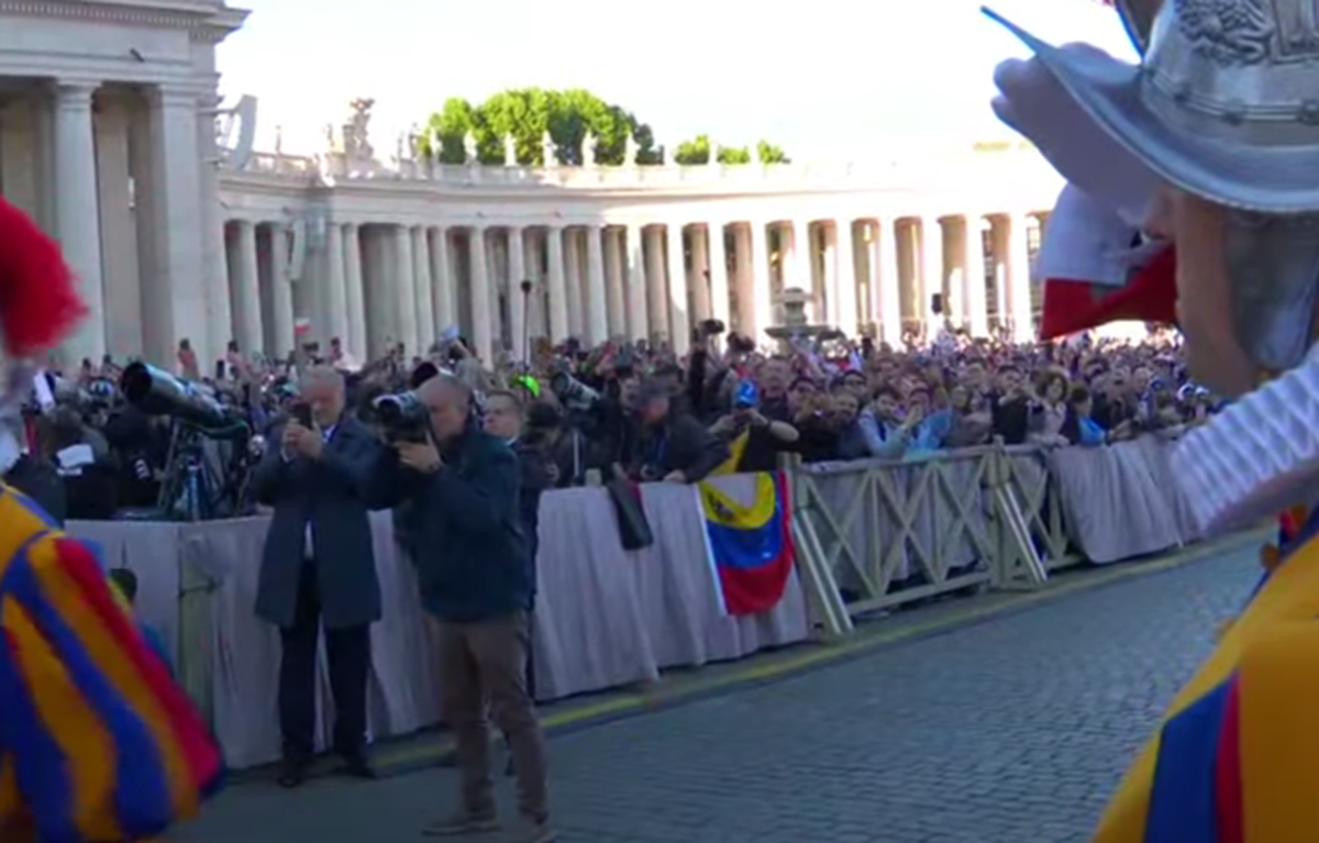 Papa Francis Prevost este noul Suveran Pontif! Primul american din istorie de la Vatican va avea numele de Leon al XIV-lea