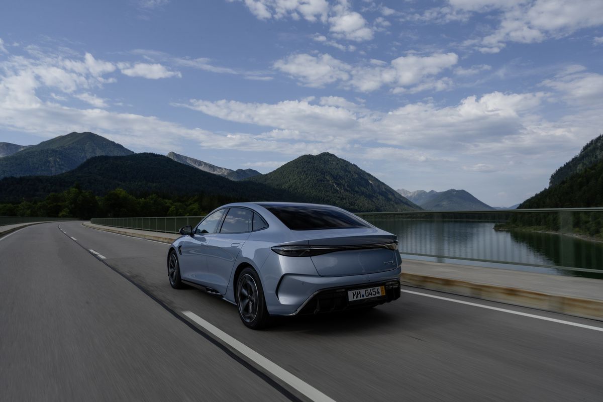 BYD SEAL - BYD România / Europe