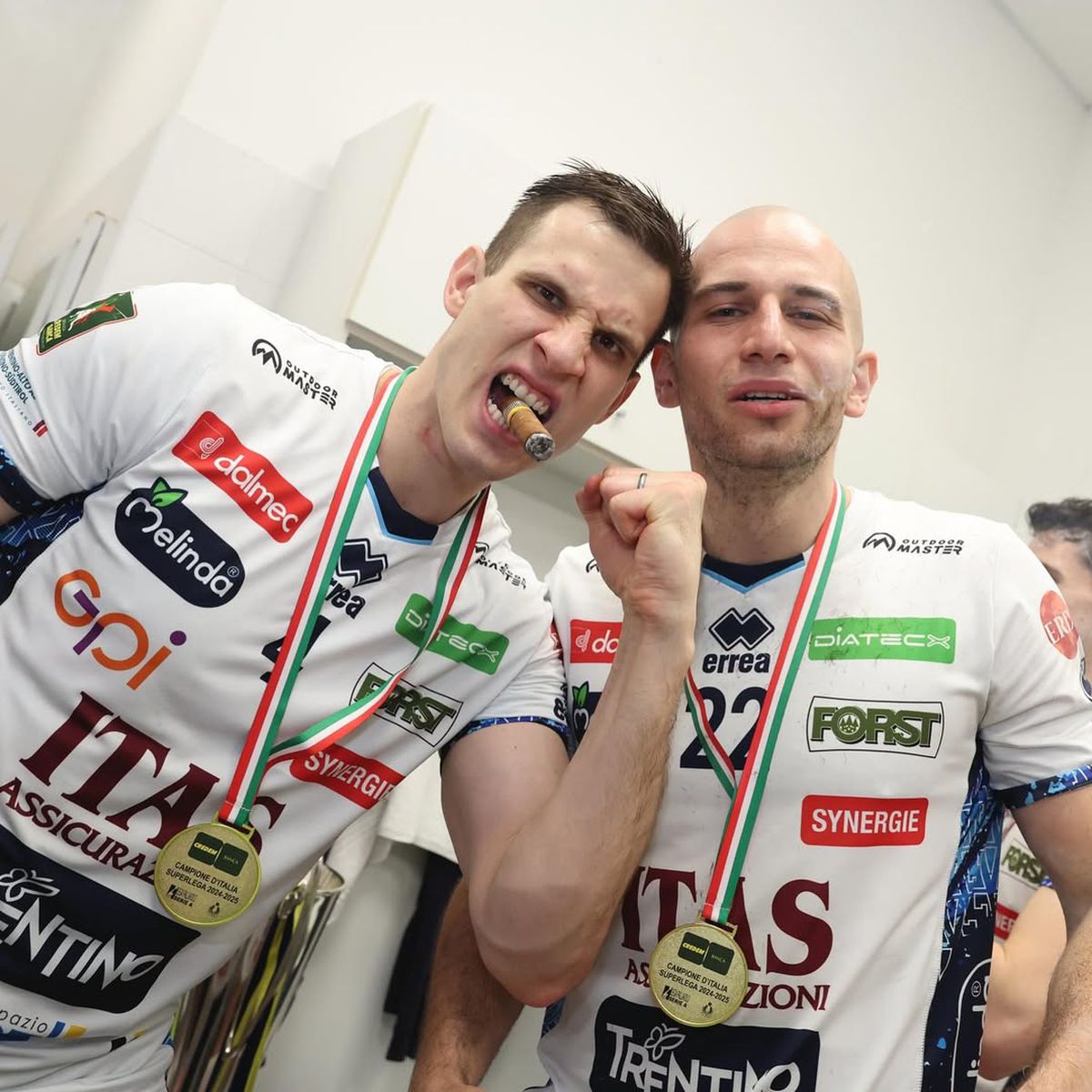 Bela Bartha, campion al Italiei la volei, alături de Trentino! Imagini senzaționale cu jucătorul naționalei, bărbierit de MVP-ul finalei