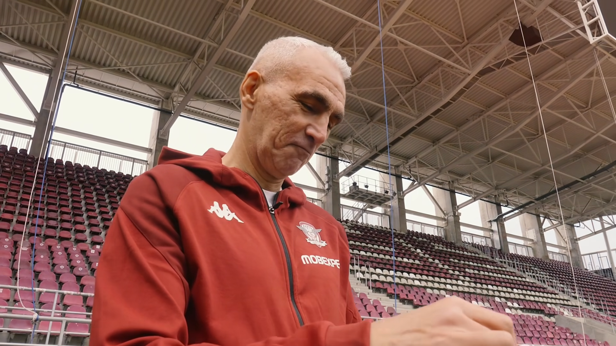 Rapid a lansat un tricou în ediție limitată » Fanii s-au enervat când au văzut cât cere Șucu: „Suntem suporteri de Dorobanți?”