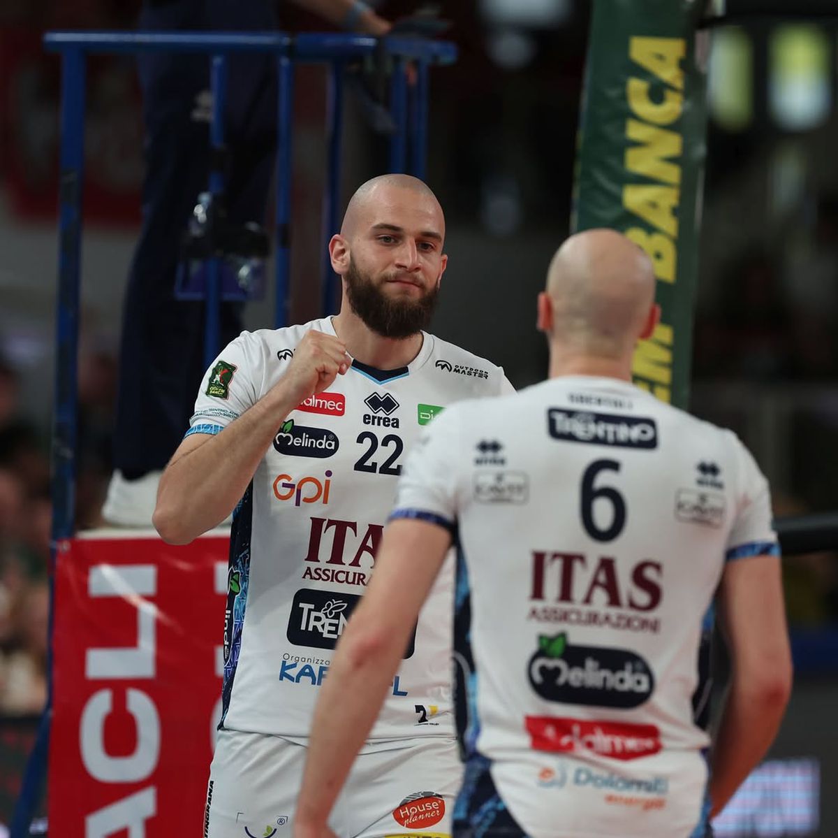 Bela Bartha, campion al Italiei la volei, alături de Trentino! Imagini senzaționale cu jucătorul naționalei, bărbierit de MVP-ul finalei