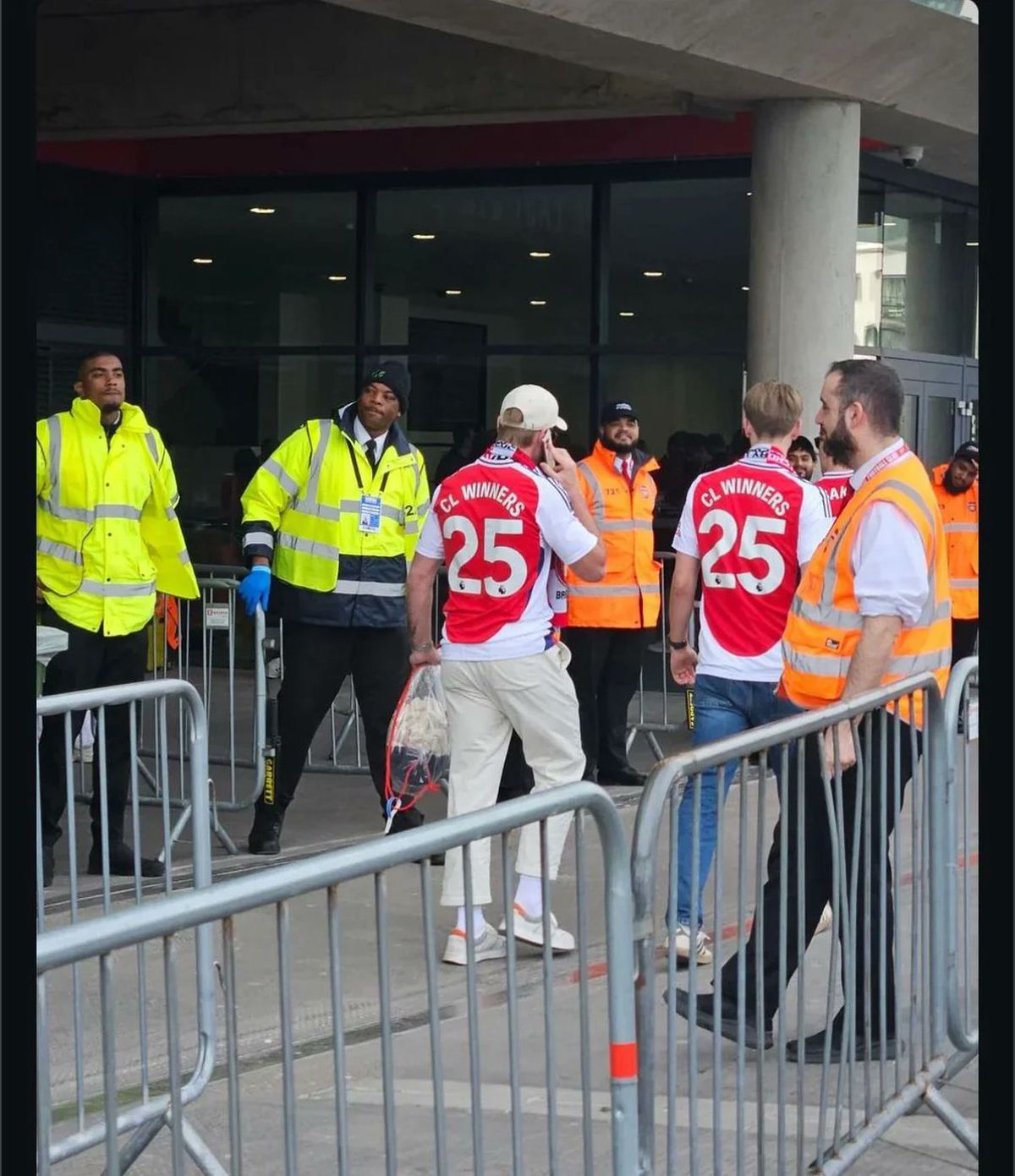 Cel mai tari meme-uri după PSG - Arsenal