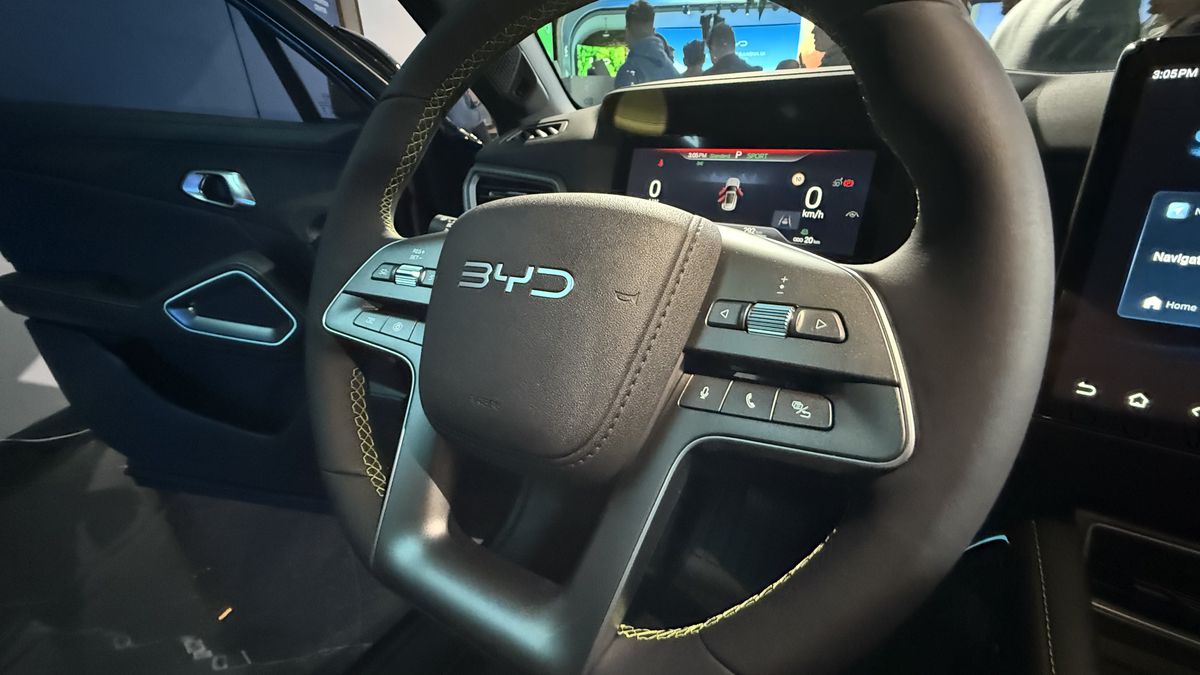 Liderul mondial în producția de automobile electrice s-a lansat oficial în România: două modele prin care vor să ia cu asalt piața auto internă