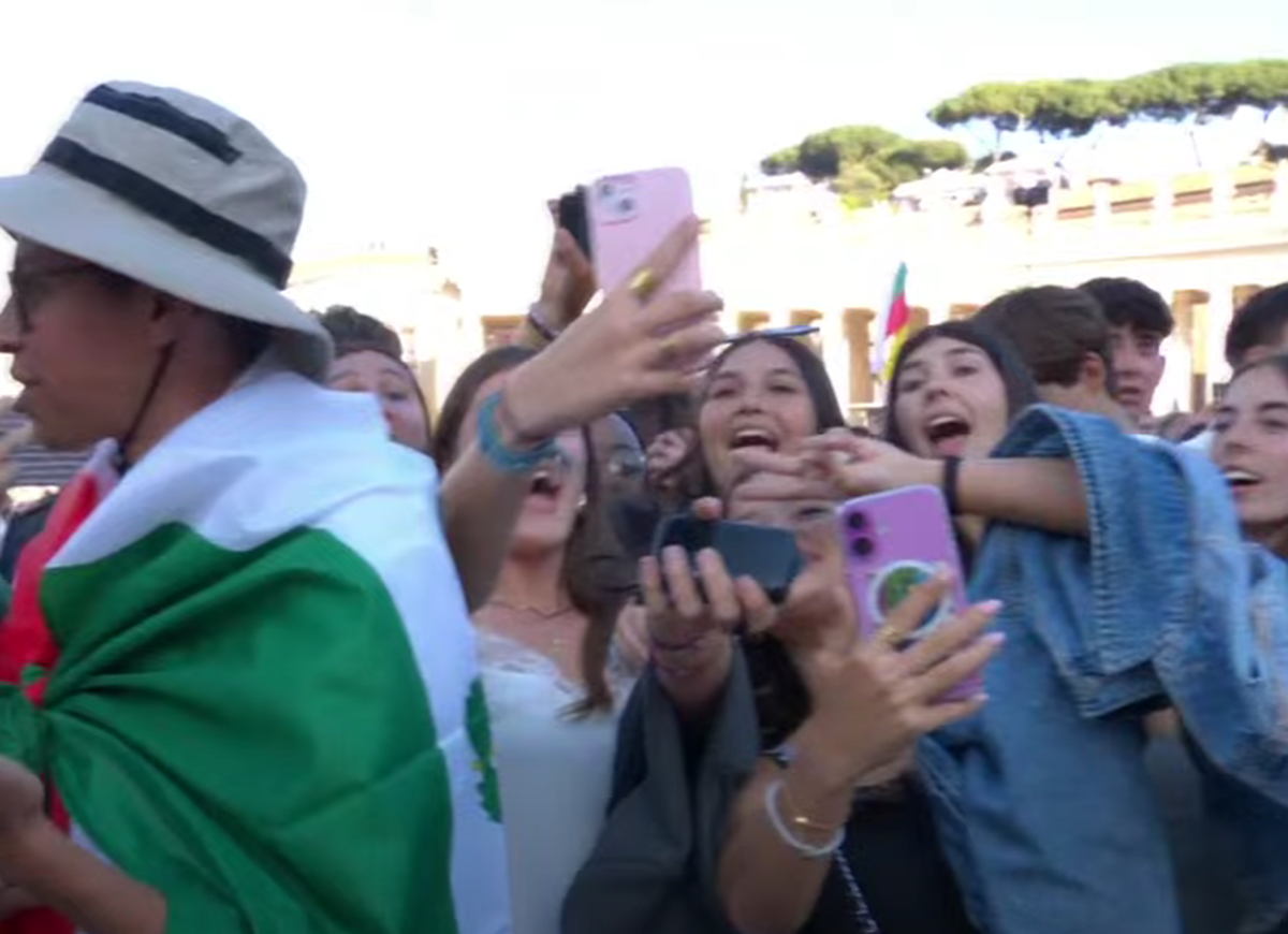 Papa Francis Prevost este noul Suveran Pontif! Primul american din istorie de la Vatican va avea numele de Leon al XIV-lea