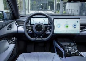 Liderul mondial în producția de automobile electrice s-a lansat oficial în România: două modele prin care vor să ia cu asalt piața auto internă