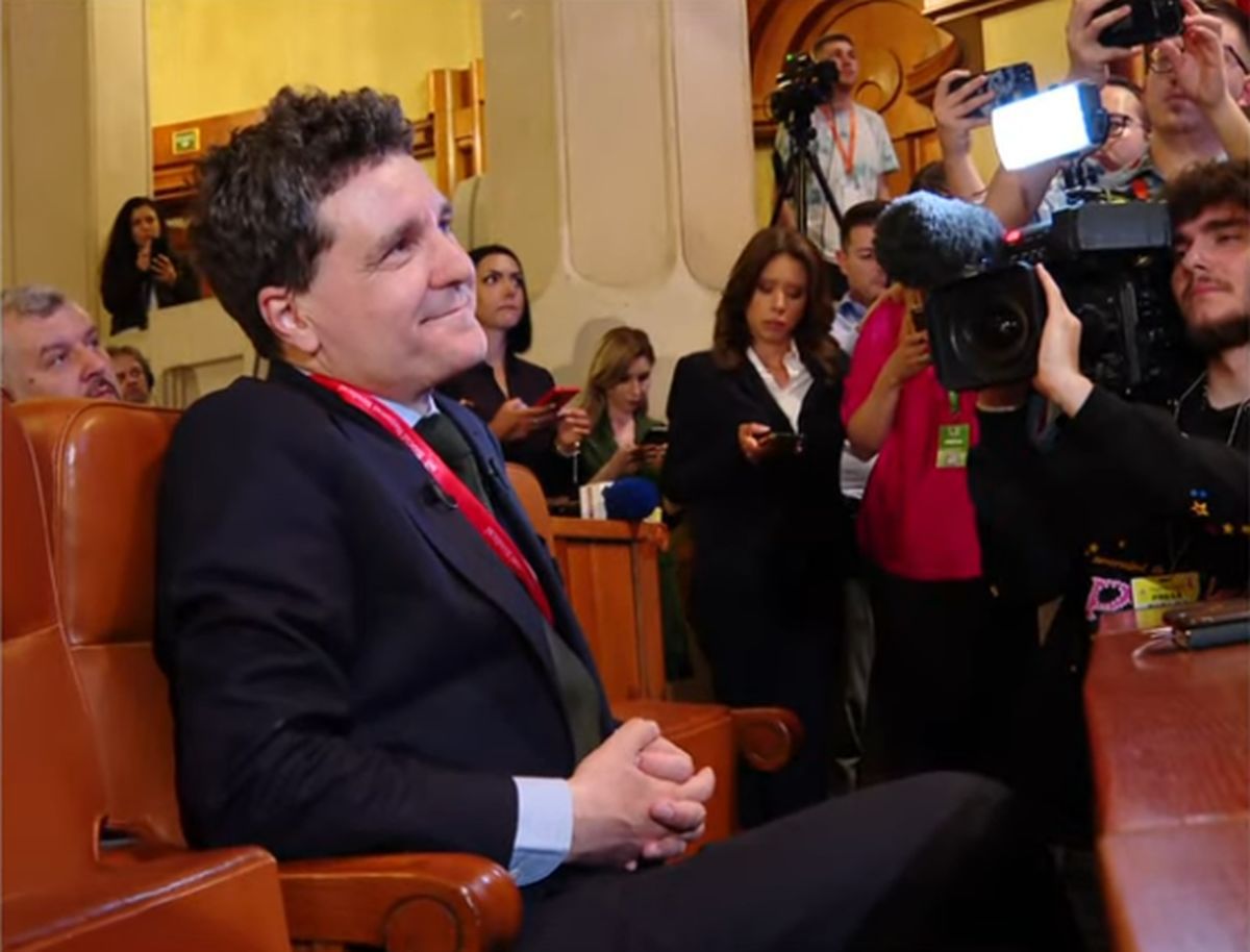 Prima dezbatere între George Simion și Nicușor Dan