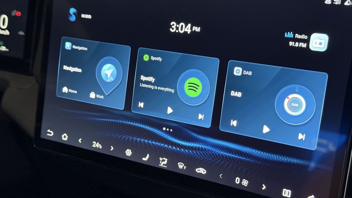 Liderul mondial în producția de automobile electrice s-a lansat oficial în România: două modele prin care vor să ia cu asalt piața auto internă