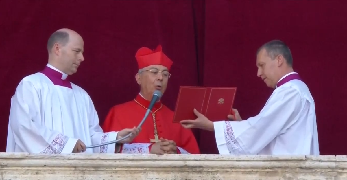 Papa Francis Prevost este noul Suveran Pontif! Primul american din istorie de la Vatican va avea numele de Leon al XIV-lea