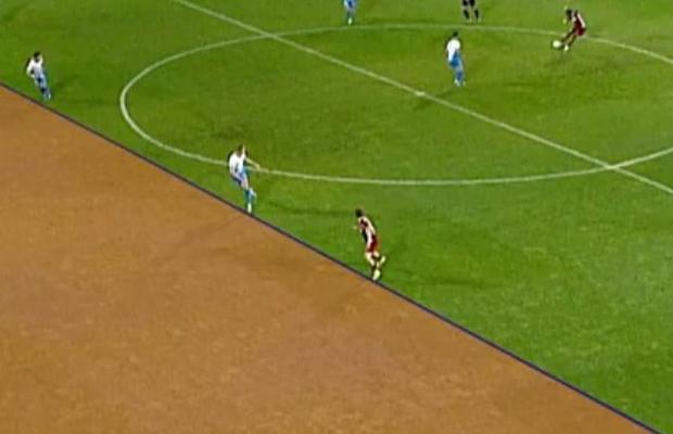 UniVARsitatea! » Faza controversată de la CFR Cluj - Craiova: ardelenii au cerut penalty, dar a fost anulat pentru un ofsaid greu observabil