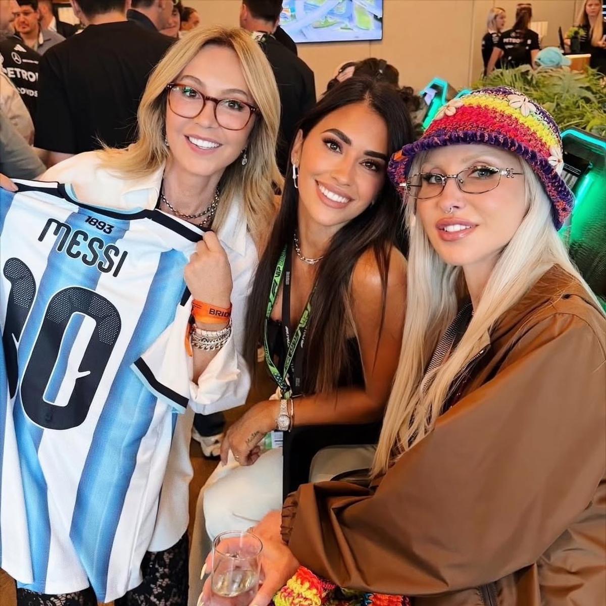 Anastasia Soare s-a întâlnit cu Leo Messi » Cea mai bogată româncă, uimită: „Suprarealist, e cel mai mare fotbalist din toate timpurile”