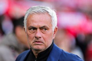 Jose Mourinho l-a sunat pe starul lui Chivu și l-a convins să semneze cu Real Madrid