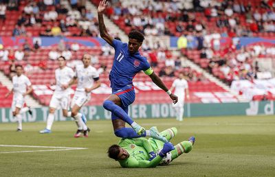 Concluziile GSP după Anglia - România: o certitudine, o surpriză și multe griji pentru Rădoi