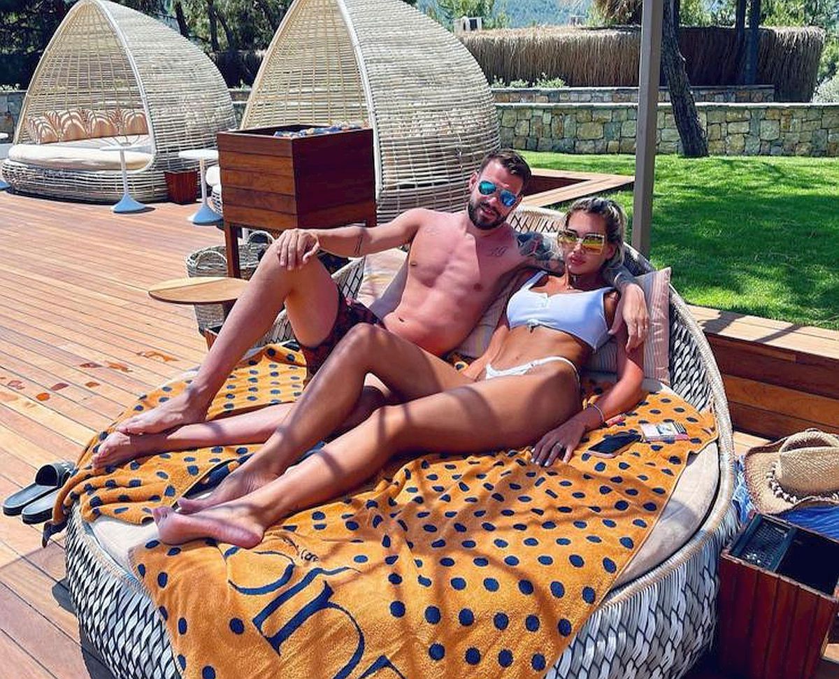 Atacantul din play-off-ul Ligii 1, vacanță cu Ioana în Turcia