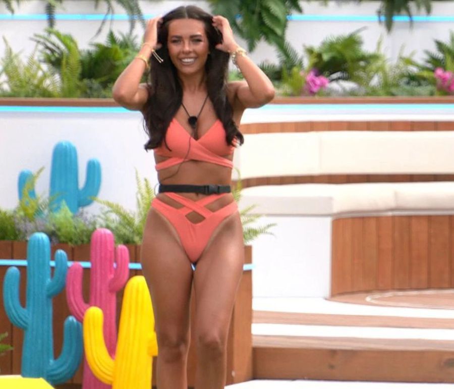 Așa și-a făcut Gemma Owen intrarea în show-ul „Love Island” // Foto: The Sun Cum a reacționat Michael Owen când a aflat că fiica lui de 19 ani participă într-un show televizat: „Este probabil cel mai mare coșmar al unui tată”