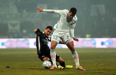 Un fost fundaș de la Dinamo și FCSB a găsit punctul nevralgic al „câinilor”: „O sută de jucători în doi ani, nu toți o sută sunt slabi!” +  „Aș alege la fel, voiam să văd cum e la FCSB”