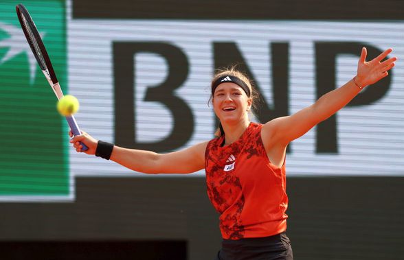 Karolina Muchova e în finala Roland Garros! A revenit incredibil în decisiv, după ce a salvat o minge de meci la 3-5