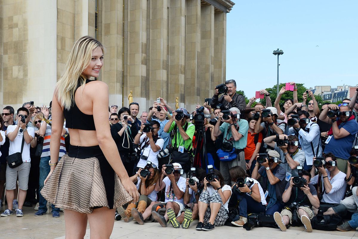 Maria Sharapova, ședință foto spectaculoasă în urmă cu fix 10 ani, după victoria cu Halep de la Roland Garros