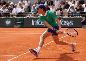 Jannik Sinner - Carlos Alcaraz, în finala de la Roland Garros » Un tie-break dramatic a pus capăt setului secund