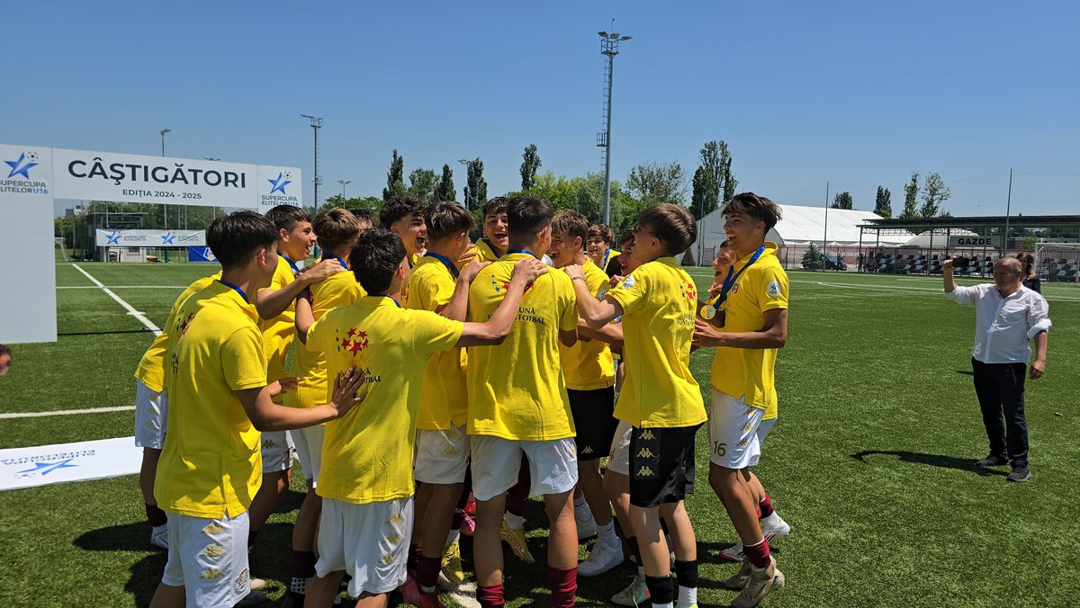 Dan Șucu, la meciul dintre Rapid U16 și U Cluj U16