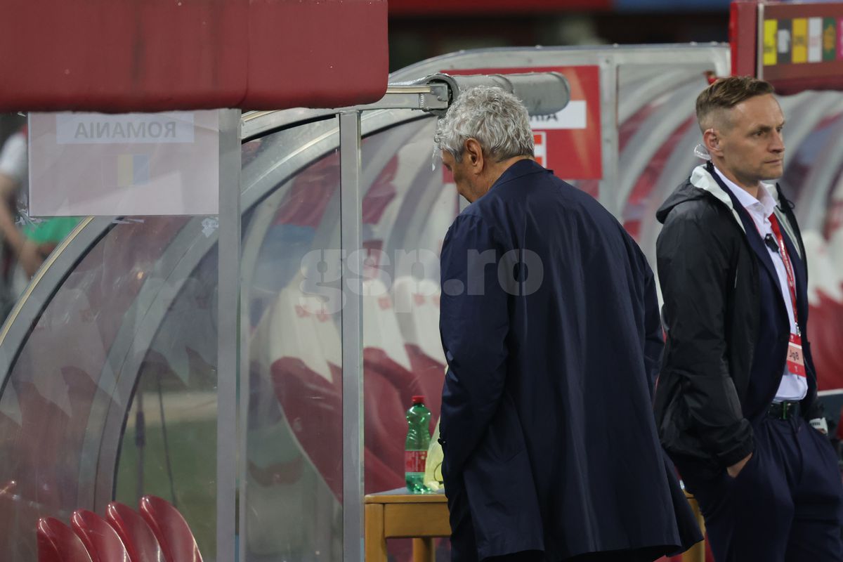 Mircea Lucescu, la meciul Austria - România 2-1