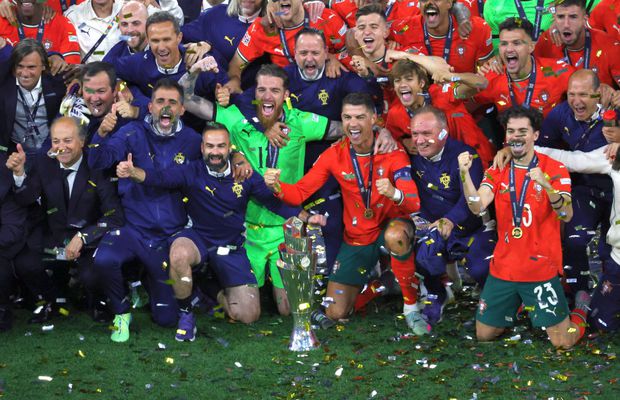 Pentru eternita7e! Portugalia a câștigat la loviturile de departajare finala Nations League cu Spania. La 40 de ani, Cristiano Ronaldo a plâns ca un copil