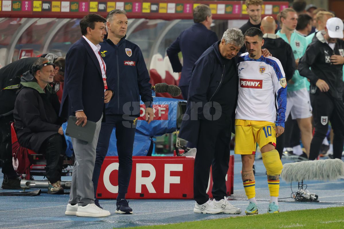 Mircea Lucescu, la meciul Austria - România 2-1