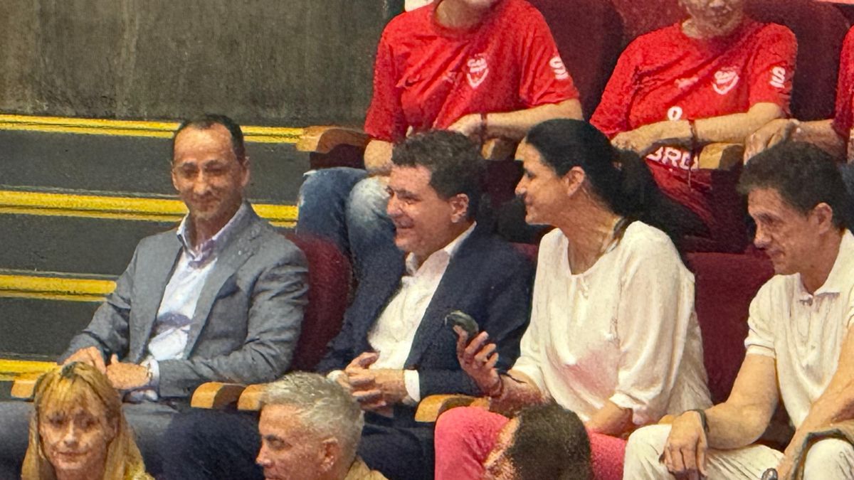 Președintele Nicușor Dan s-a ținut de cuvânt și a venit la Gala Neagu: cum a reacționat sala când și-a făcut apariția