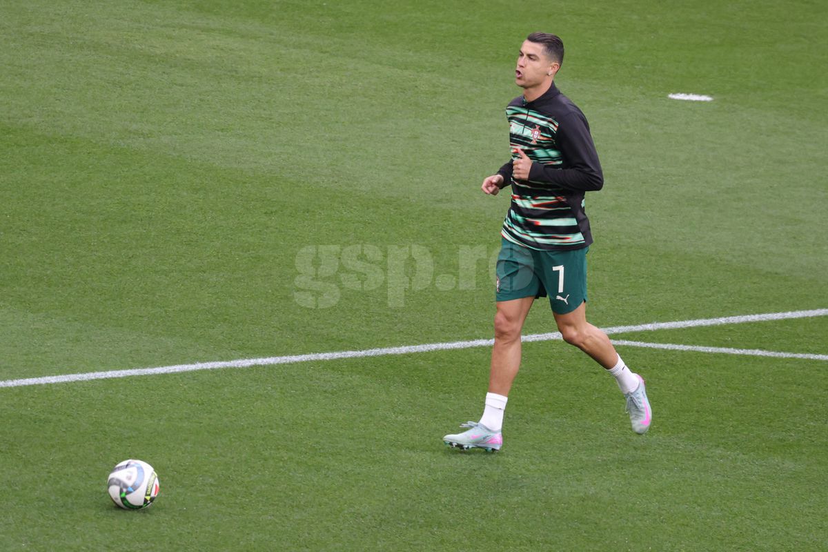 „Siuuuuuu” » Cadru cu cadru: ce s-a întâmplat pe Allianz Arena, imediat după ce Cristiano Ronaldo a ieșit pe teren pentru finala cu Spania