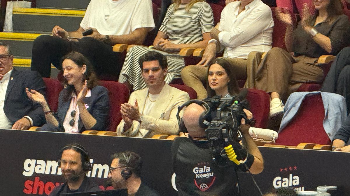 Vedetele prezente la meciul de retragere al Cristinei Neagu