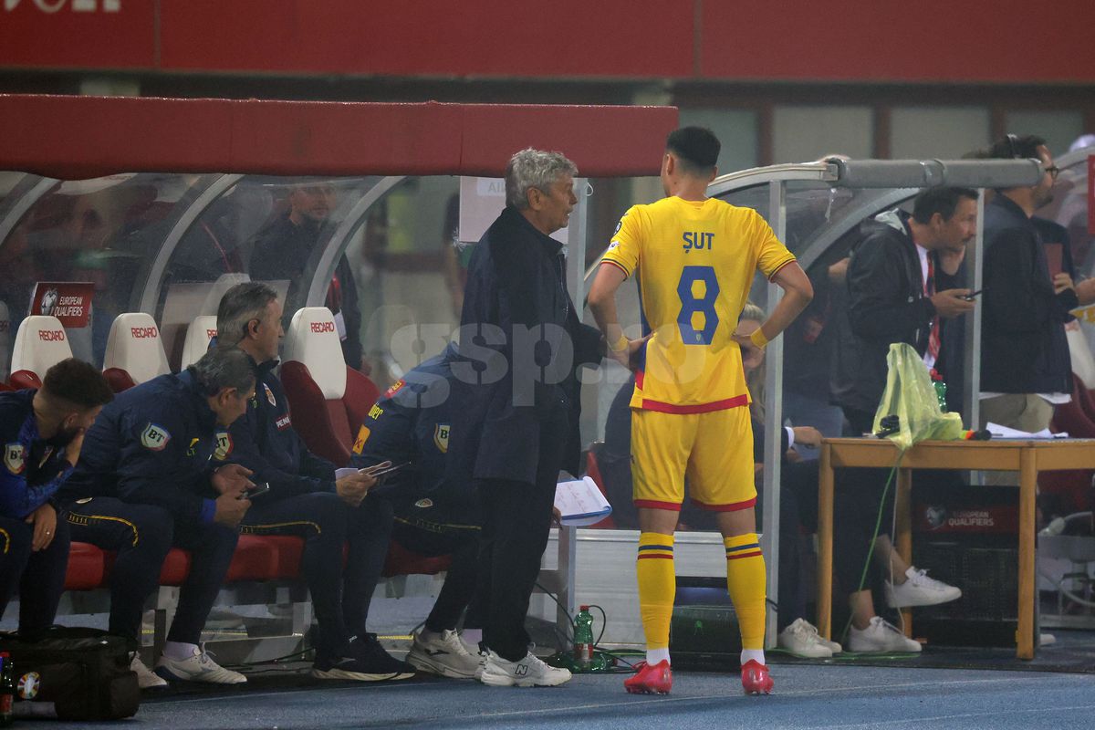 Mircea Lucescu, la meciul Austria - România 2-1