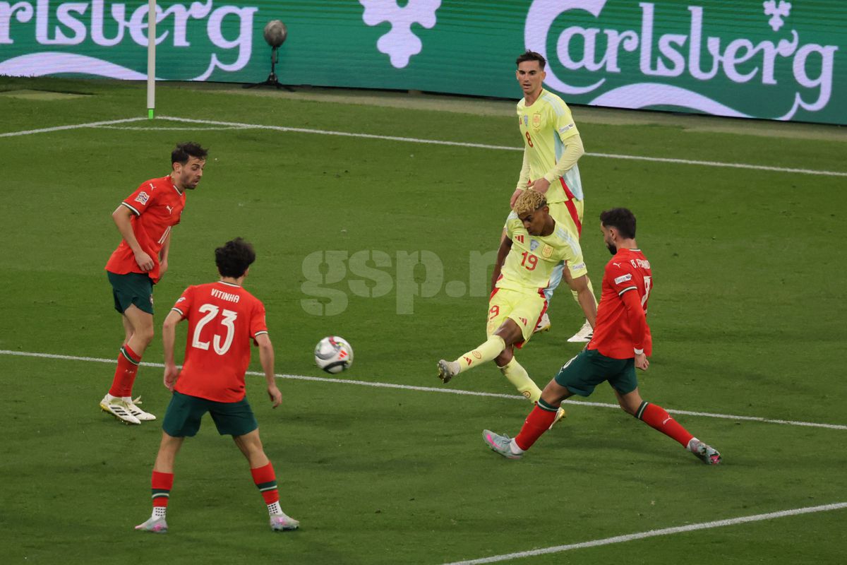 Pentru eternita7e! Portugalia a câștigat la loviturile de departajare finala Nations League cu Spania. La 40 de ani, Cristiano Ronaldo a plâns ca un copil